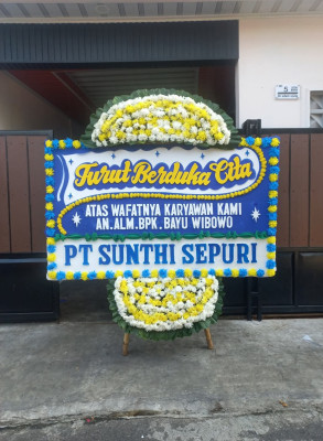 Papan Bunga Duka di Watas Lubuk Durian