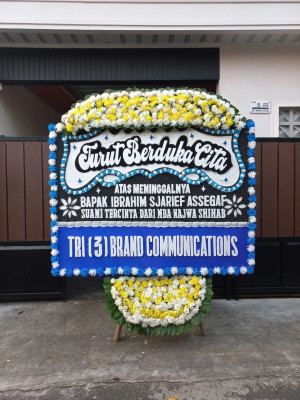 Papan Bunga Duka di Watas Lubuk Durian